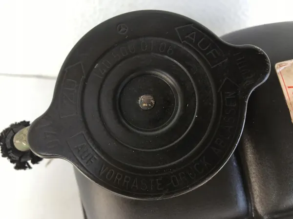 Kühlmittel-Ausdehnungsbehälter Mercedes W140 image 5