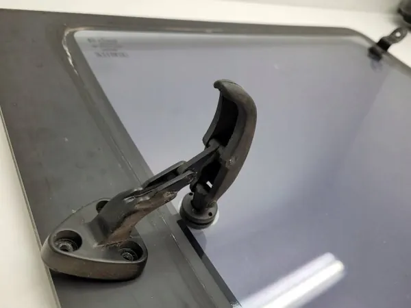 Karossglas Bak Höger OEM AUST132130 Fiat Doblo image 10