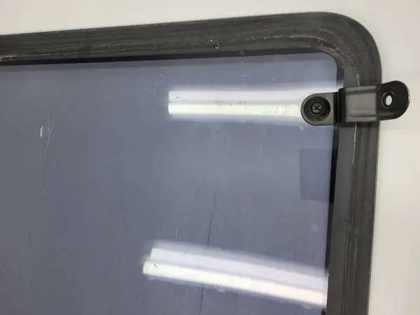 Karossglas Bak Höger OEM AUST132130 Fiat Doblo image 9