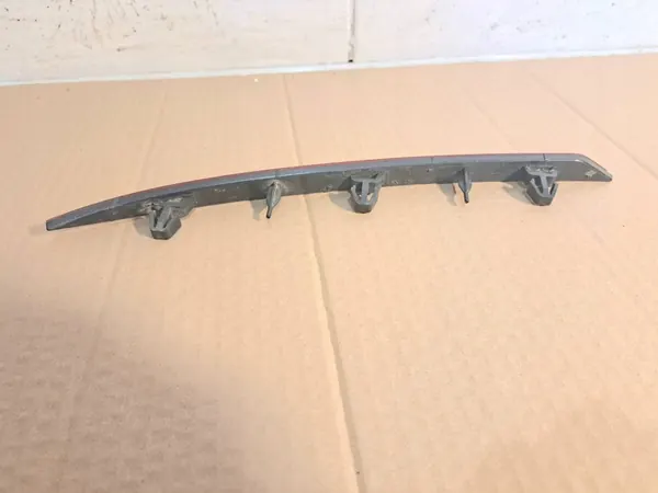 Opel Insignia B Takavasen heijastin OE 13460219 image 3