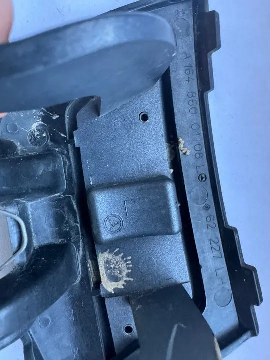 TAPA LAVADORA DELANTERA IZQUIERDA MERCEDES ML W164 A1648600108 image 5