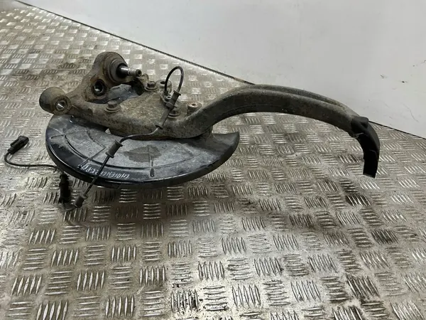 Snodo anteriore sinistro DODGE CHALLENGER COUPE 05168403AD image 4