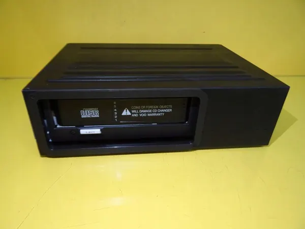 Jaguar CD-wisselaar OEM DRC9747 - Gebruikt image 2