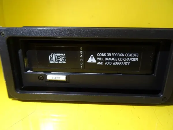 Jaguar CD-wisselaar OEM DRC9747 - Gebruikt image 3