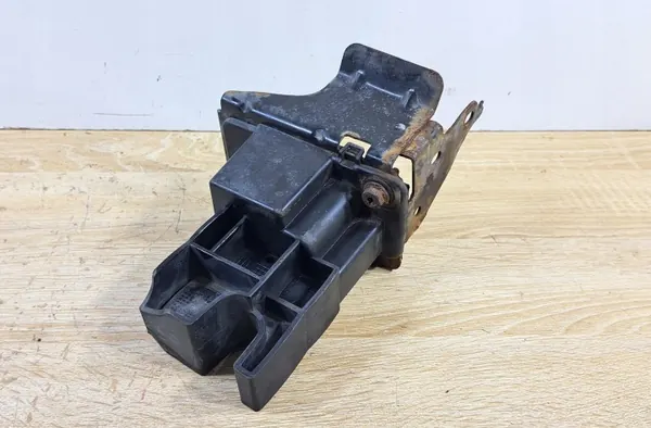 Murskavyöhyke etu-oikea OEM 620923103R Renault image 2