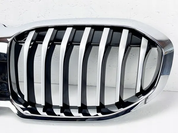 BMW 1 F40 Luxury Grill Front image 3