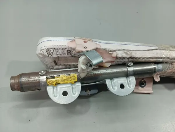 Oikea Ilmatyynyverho OEM 97080309201 Porsche Panamera image 3