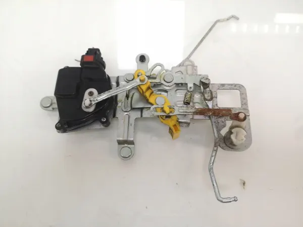 OEM FRC31205 Bakluckelåsaktuator för Hyundai H-1 image 2