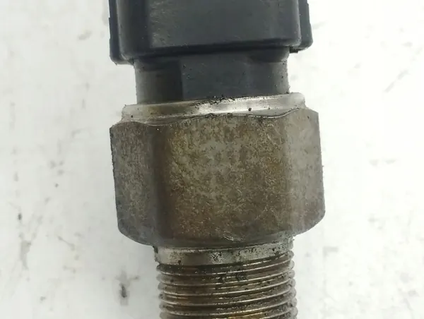 Toyota Bränsletrycksgivare OEM AMD146357 image 8