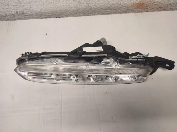 Hyundai Tucson Halógeno LED Direito 92208-D7000 image 3