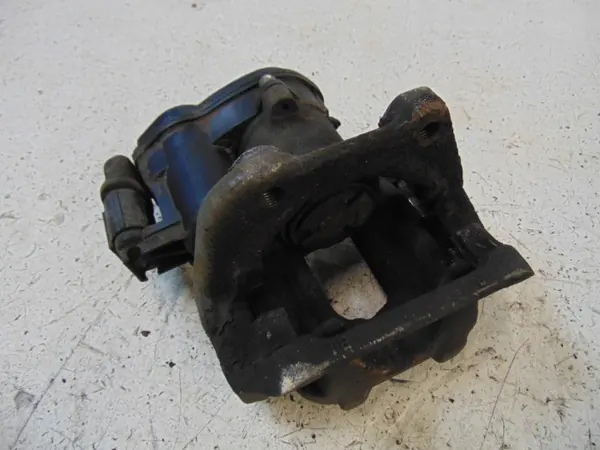 BMW 5 F10 F11 2.0 d Elektrische remklauw rechts achter image 4