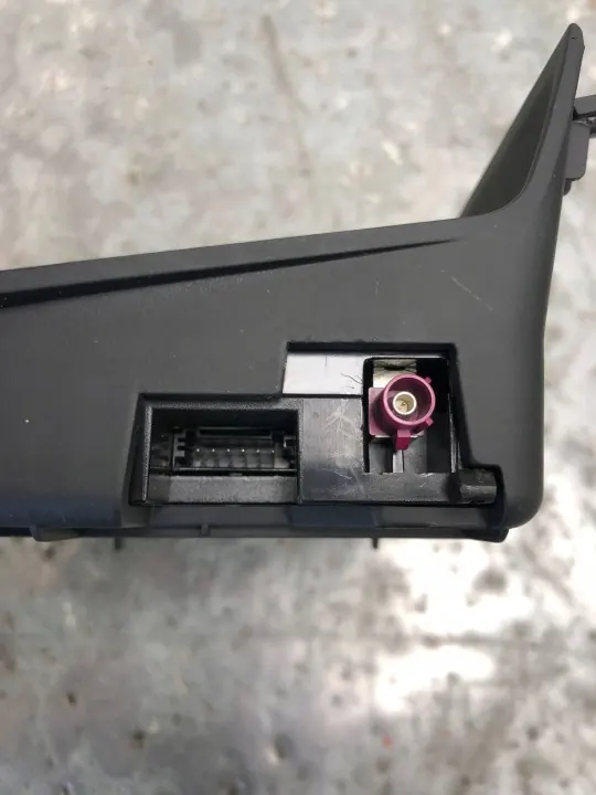Induktionsladegerät Audi Q4 e-tron OEM 89A864132A image 3