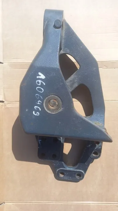 DAF 1606969 Support de Ressort à Lames, Avant Gauche image 2