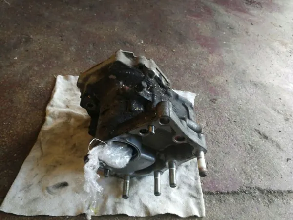Boîte de transfert Toyota AMD18100 pour RAV4 XA30 2008 image 3