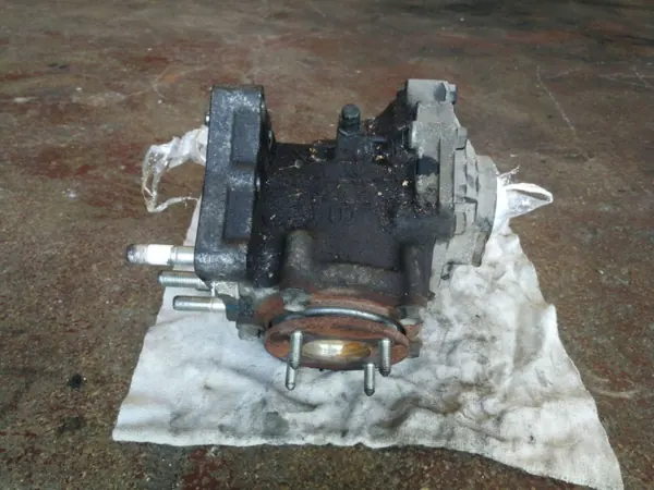 Boîte de transfert Toyota AMD18100 pour RAV4 XA30 2008 image 4
