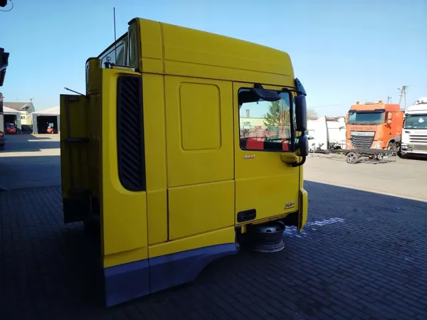 Cabine DAF XF 106 - Pièce OEM d'occasion image 4