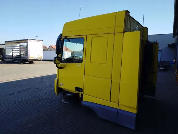 Cabine DAF XF 106 - Pièce OEM d'occasion image 5