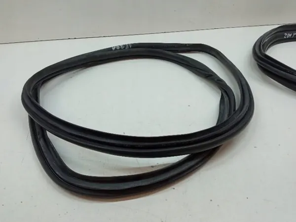 OEM 5907911267353 Deurafdichtingsset Achter Stationwagen Toyota Auris II image 3