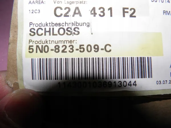 Volkswagen Lås Framskärm 5N0823509C image 3