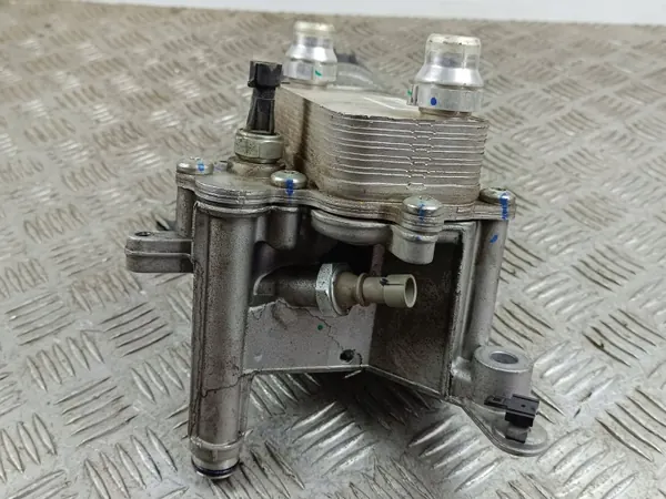 Refroidisseur d'huile moteur Jaguar OEM 00055273044 - Occasion image 5