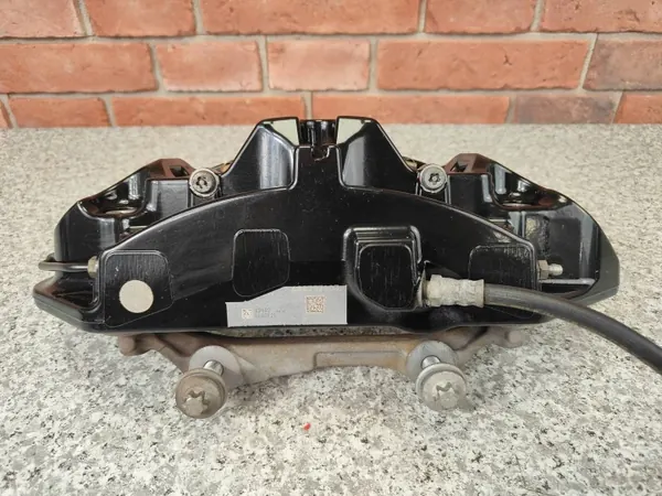 Pinça de travão dianteira esquerda OEM 8846945 para BMW XM image 5