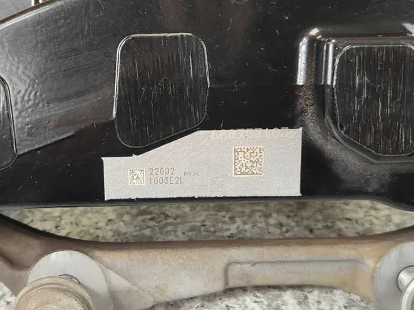 Pinça de travão dianteira esquerda OEM 8846945 para BMW XM image 6
