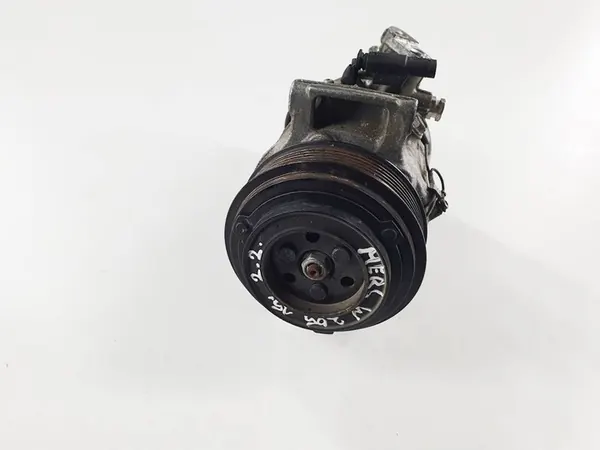 Compresor A/C Mercedes Clase C W205 2015 2.2 CDI A0008303801 image 4