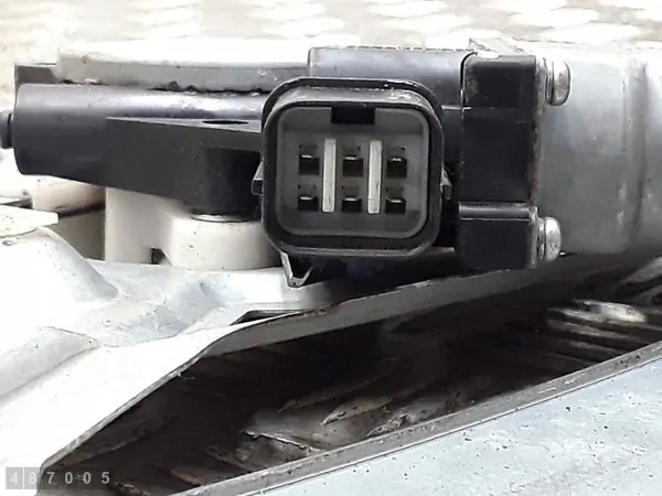 Honda Civic 2008 Ikkunan säädin OEM AM-487005 image 5