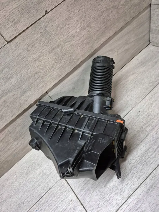 Ilmansuodatin Kotelo OEM M8E2-9H708-BE Range Rover Sportille image 5