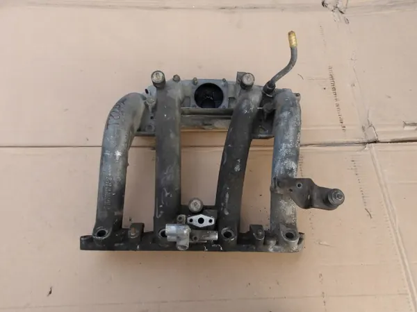 Colector de Escape Mercedes W201 2.0B OEM R1021411101 image 2