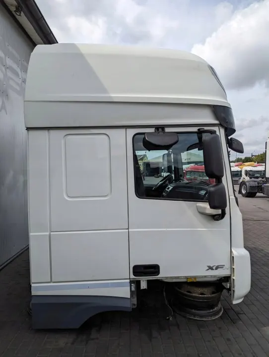 Cabine DAF XF 106 LIFT 2018 - OEM 106 LIFT image 3