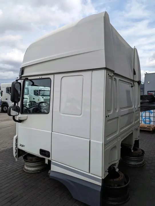 Cabine DAF XF 106 LIFT 2018 - OEM 106 LIFT image 5