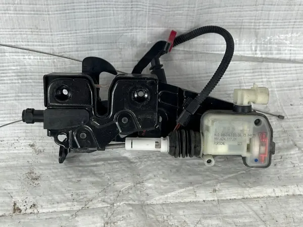 Porsche 911 991 Motorkapslot Actuator OEM 99151105304 image 4
