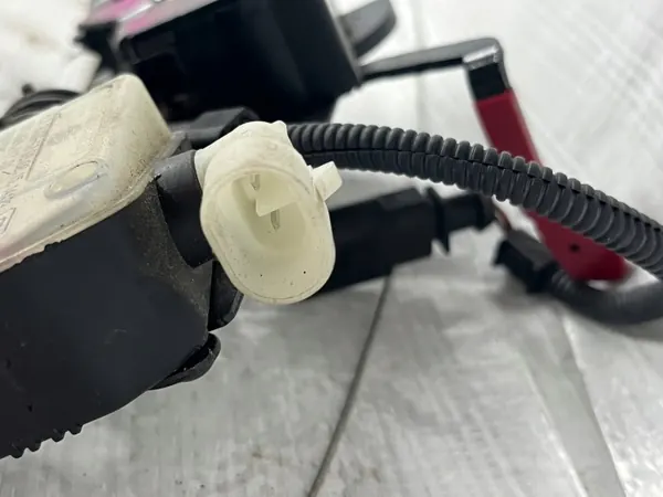 Porsche 911 991 Motorkapslot Actuator OEM 99151105304 image 5