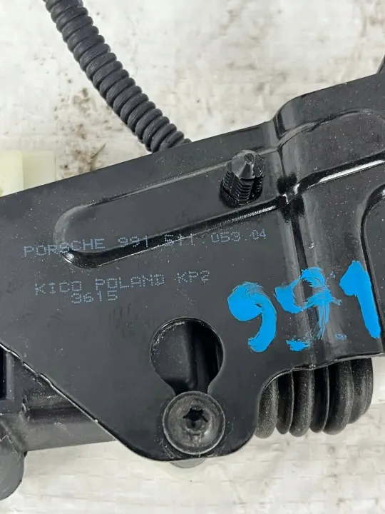 Porsche 911 991 Motorkapslot Actuator OEM 99151105304 image 7