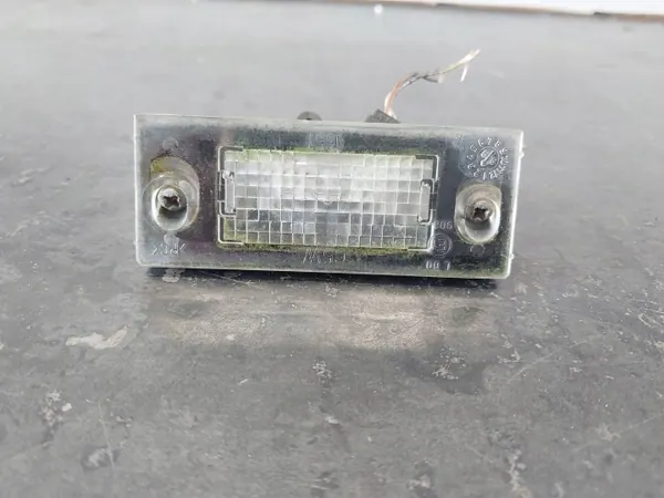 Kennzeichenleuchte Audi A4 B5 OEM 8D9943021D image 5