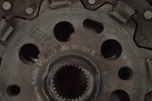 Conjunto de embreagem Audi TT 1.8L 2014 06J105266K image 8