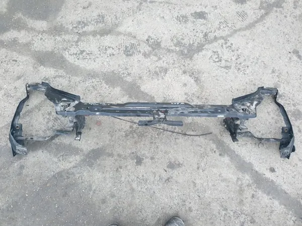 Paraurti anteriore superiore Mercedes-Benz C (W204) A2046200072 image 2