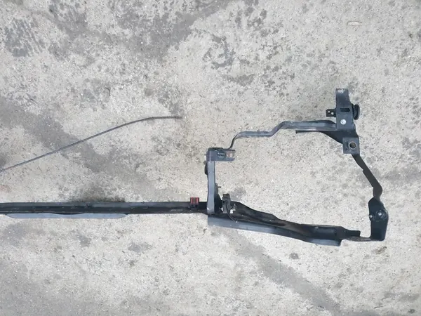 Paraurti anteriore superiore Mercedes-Benz C (W204) A2046200072 image 6