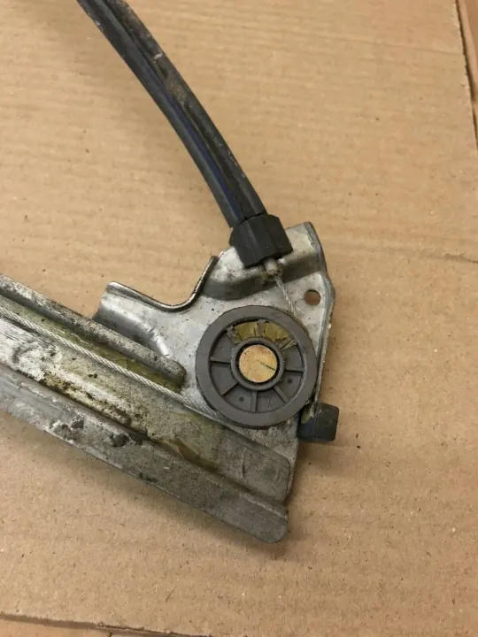 OEM ROC611 Vänster bakdörrs fönsterhiss image 5
