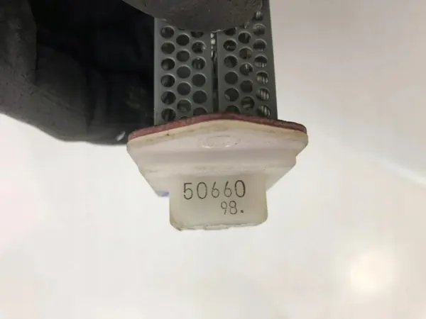 Blästreresistans OEM 5066098 Subaru Forester 97-00 image 3