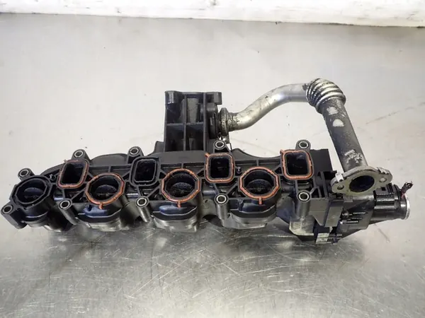 Coletor de admissão Volkswagen Golf 1.6 TDI OE image 4