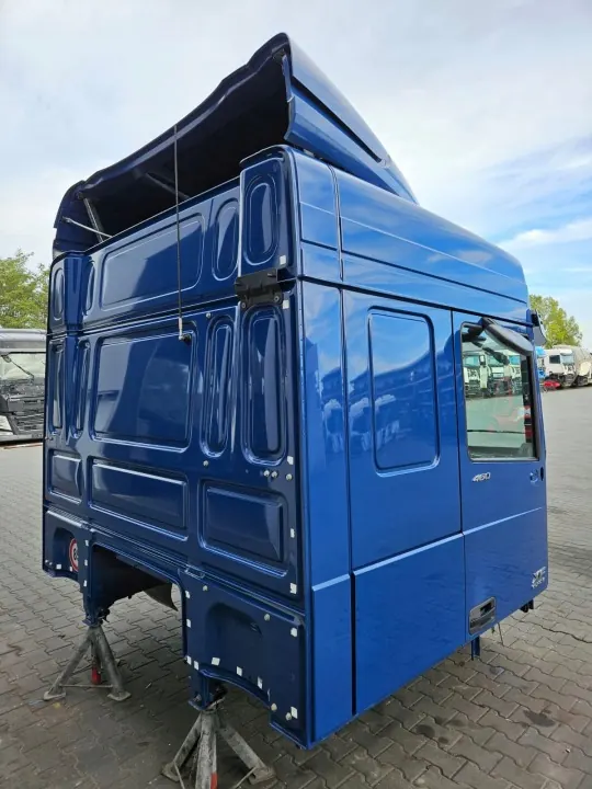 Cabina DAF XF 106 - Pieza OEM XF 106 usada image 3