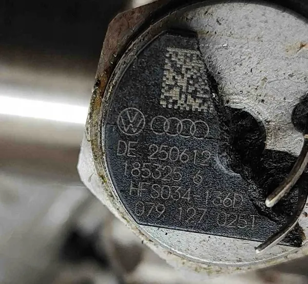 Korkeapaineinen polttoainesäiliö Bentley Flying Spur 079127025T image 7