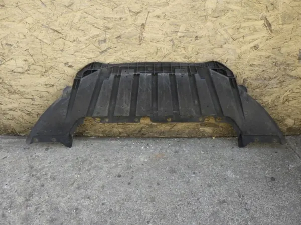Ford Focus MK3 puskurilevyn kansi OEM BM51-A8B384-A image 4
