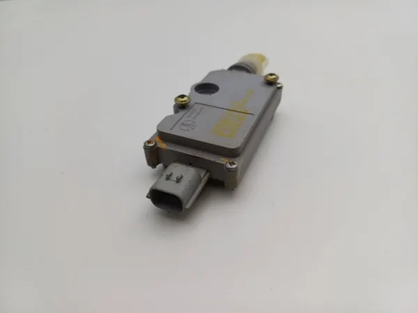Atuador de Travamento Central OEM DRC83990 para Rover 45 image 3