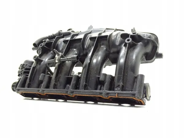Käytetty Audi OE imukansi OEM 06133185DE image 2