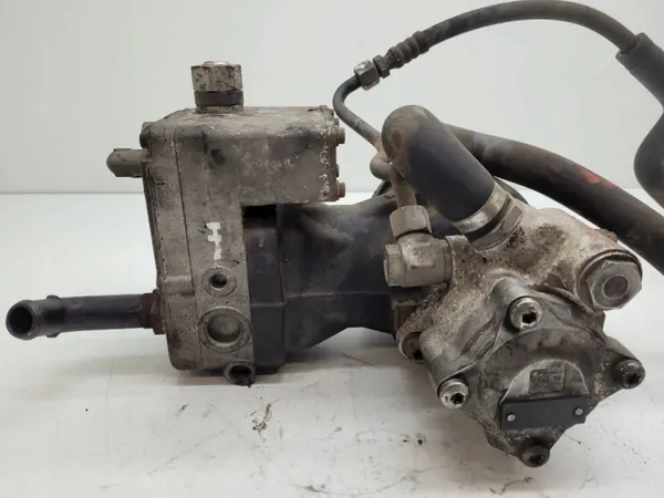 Pompe de direction OEM 8247101-6042 pour MAN TGL/TGM image 5