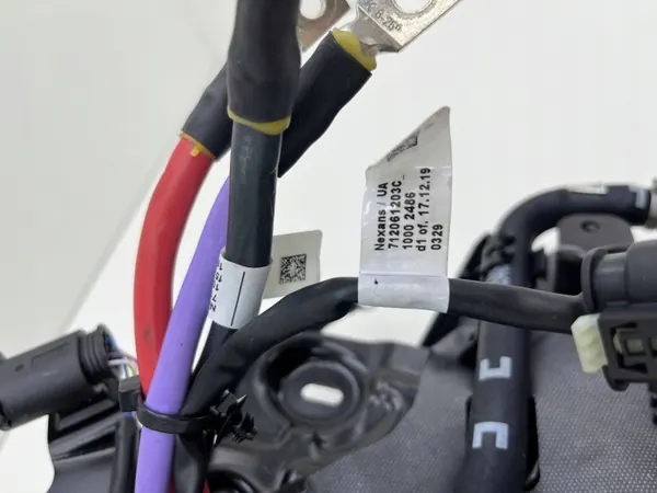 BMW 5A07EA3 PCU Jännitemuunnin - Käytetty OEM image 6