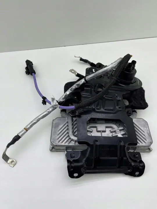 BMW 5A07EA3 PCU Jännitemuunnin - Käytetty OEM image 7